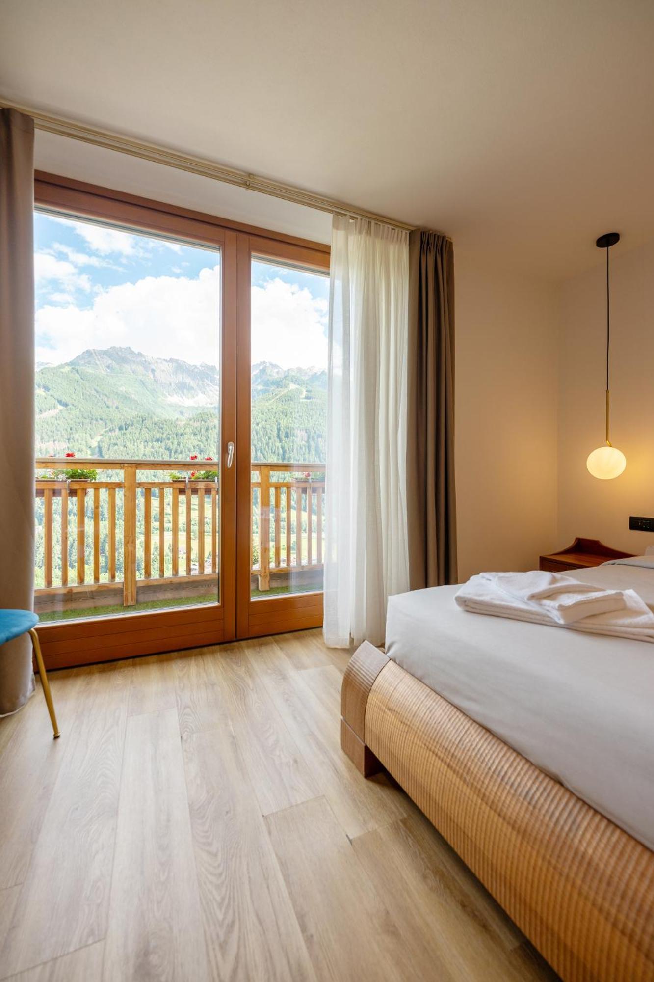 Agriturismo Donec Ponte Di Legno Bagian luar foto